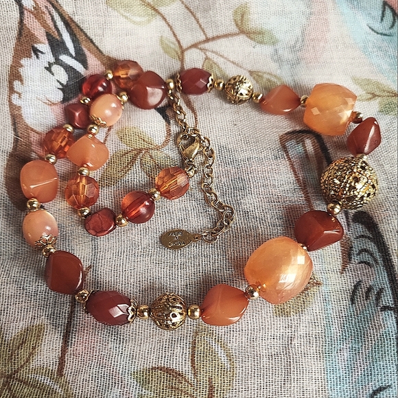 Robert Rose Signed Acrylic Tumbled Stones Gold Filigree Beads Choker Necklace - Picture 13 of 14